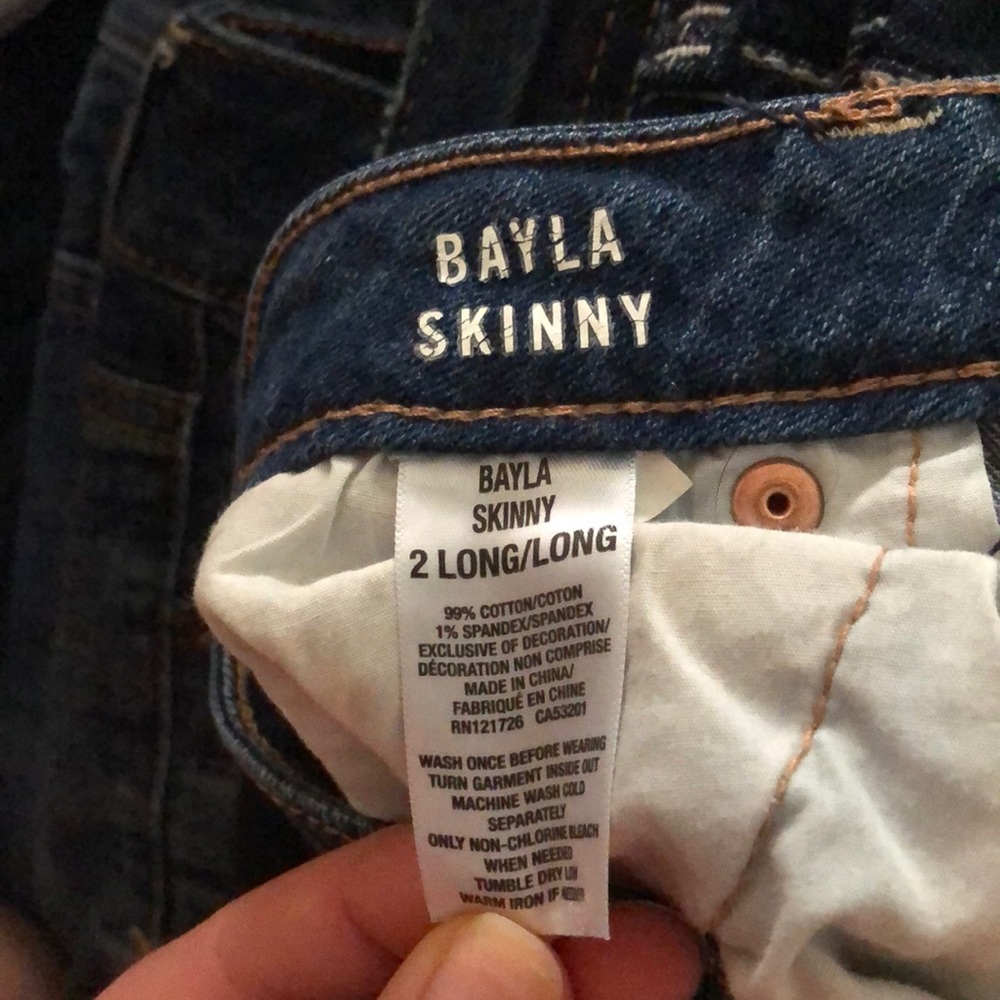 Dark wash Aeropostale jeans